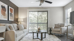 Landing at Vida East - 1 Bedroom in Church Hill